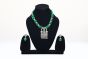  NECKLACE WITH PENDENT GREEN DORI