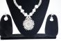  NECKLACE WITH PENDENT WHITE DORI 