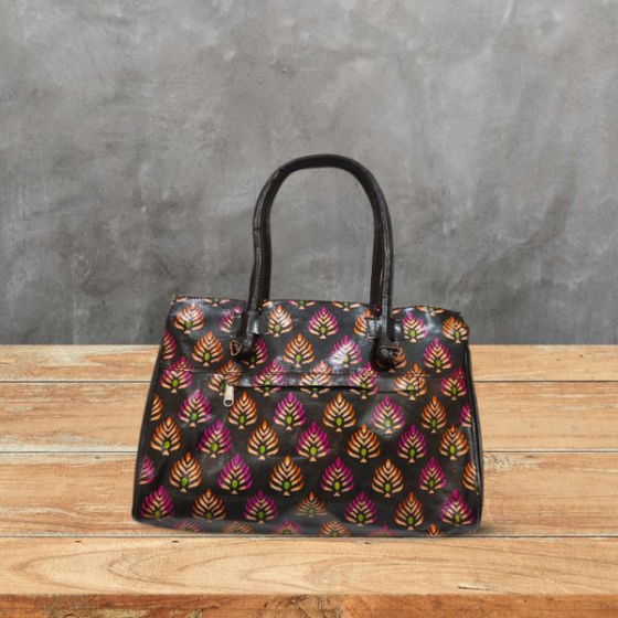 Ladies Bag Shanti Niketan leather Leaf Print Black